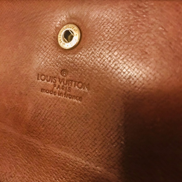 Louis Vuitton Sarah Wallet Brown Coated Canvas
LV Monogram - Picture 6 of 16